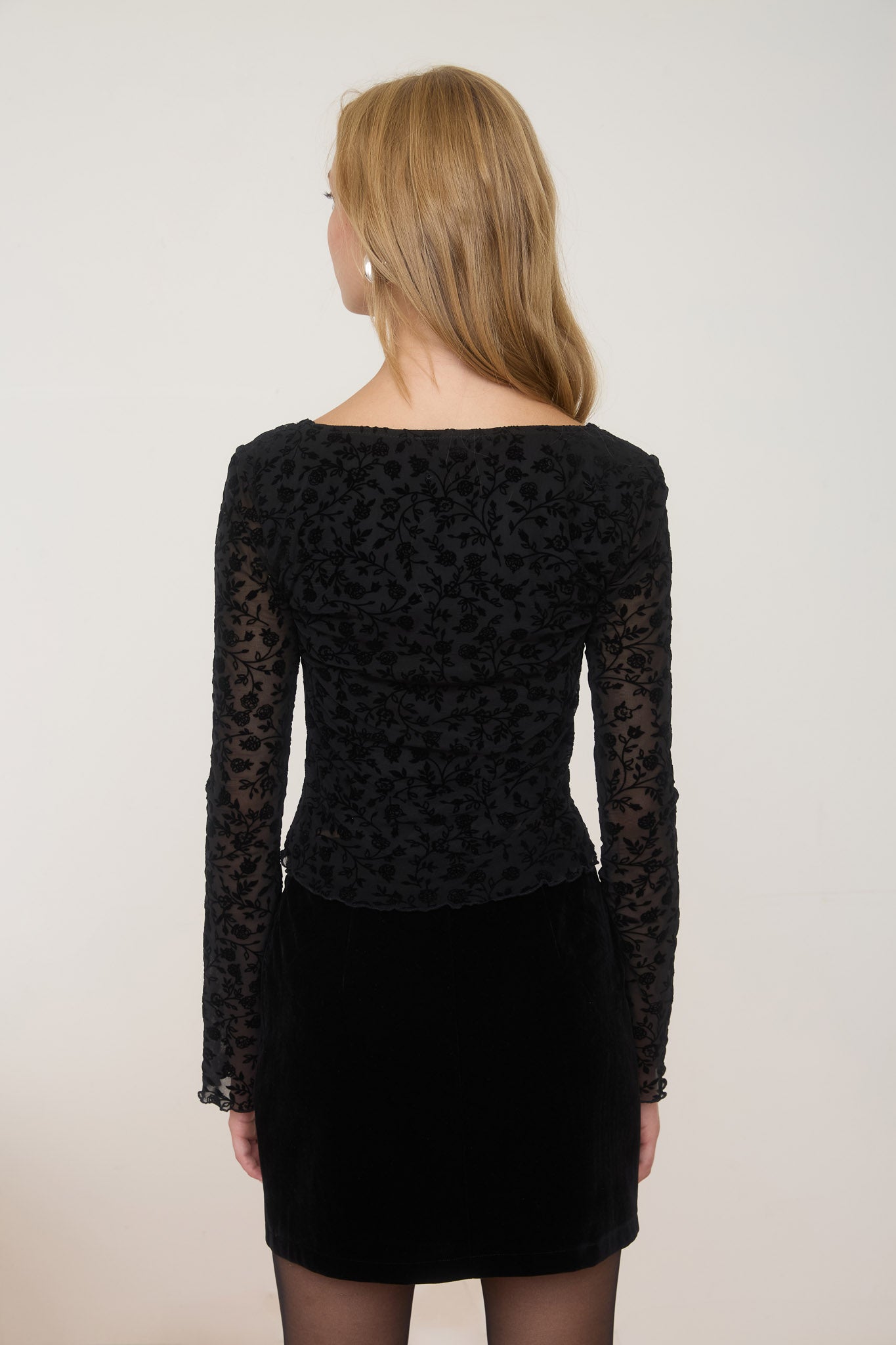 VELVET FLORAL PRINT LONG SHEER SLEEVE KNIT TOP (PRE-ORDER)