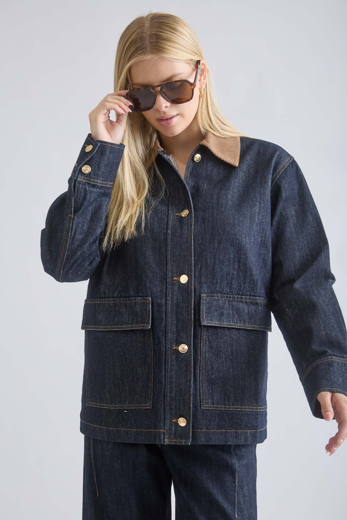 CORDUROY COLLAR  POCKET DETAIL DENIM JACKET