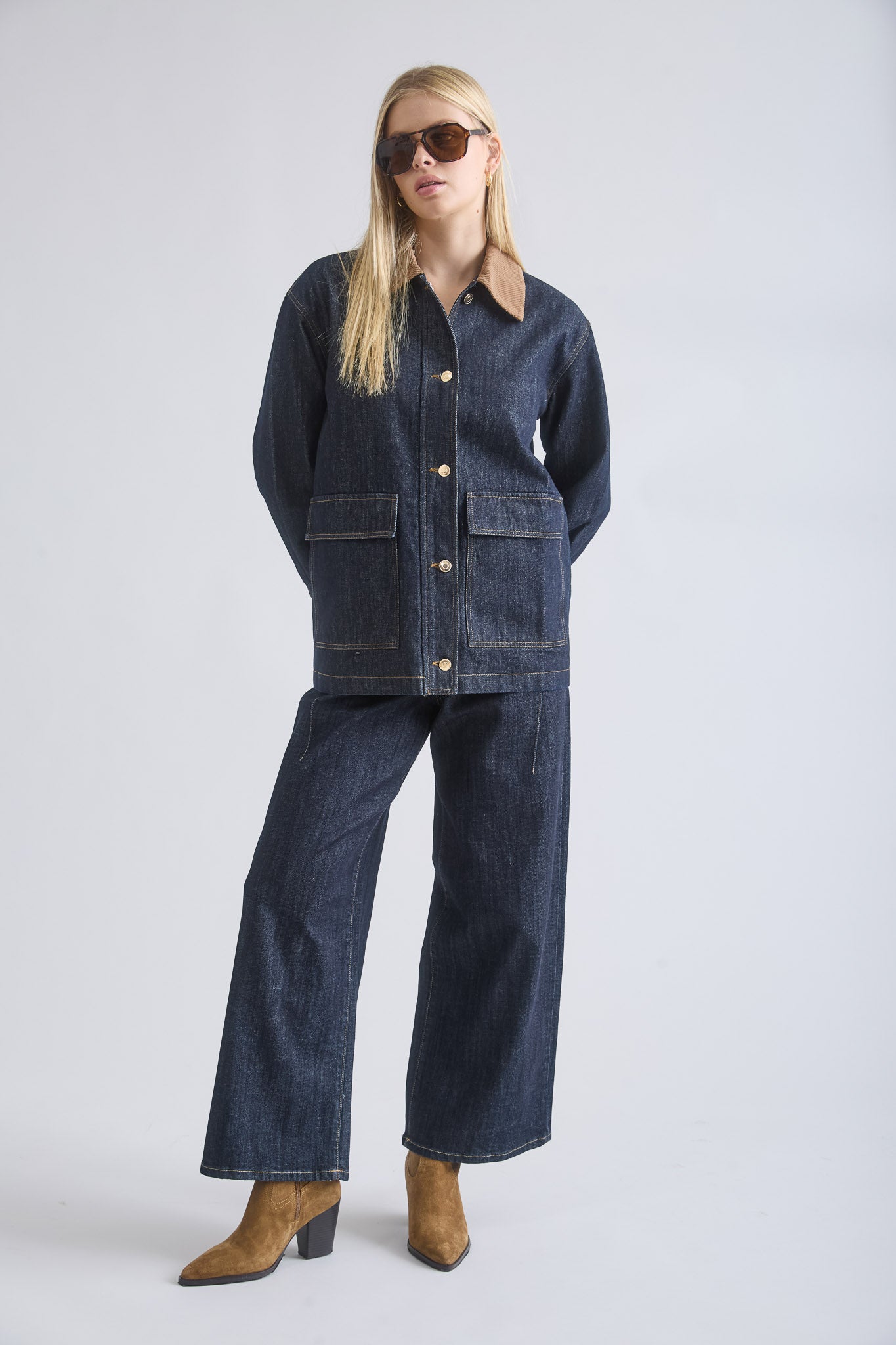 CORDUROY COLLAR  POCKET DETAIL DENIM JACKET