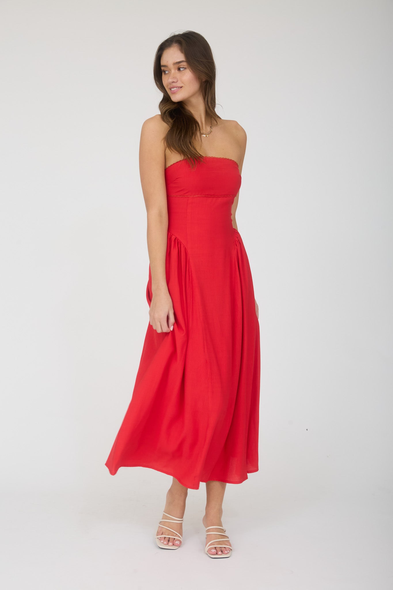 LACE TRIM STRAPLESS GATHERED DETAIL MIDI DRESS (PRE-ORDER)