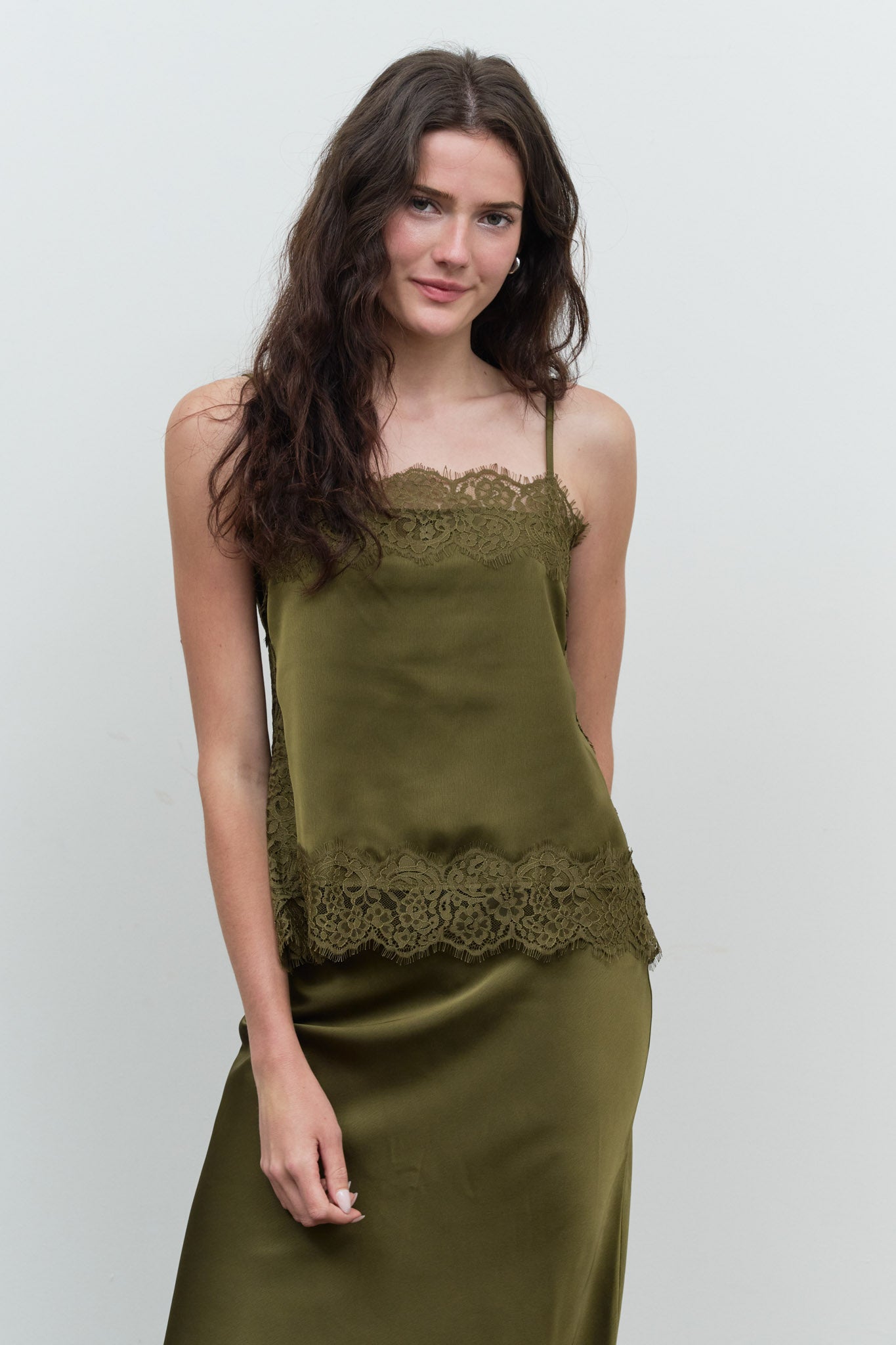 SATIN LACE TRIM DETAIL CAMI