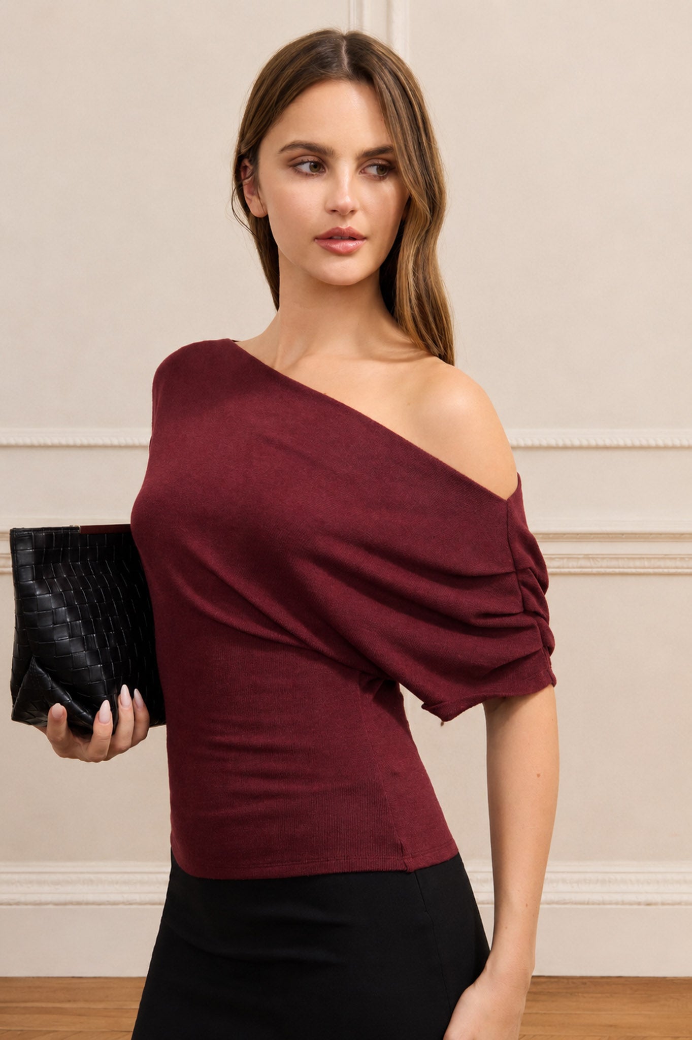 ONE-SHOULDER RUCHED SHORT SLEEVE KNIT TOP