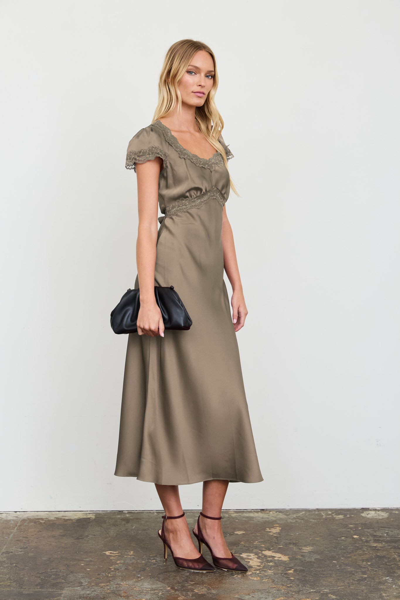 SATIN LACE TRIM PUFF SLEEVE MIDI DRESS