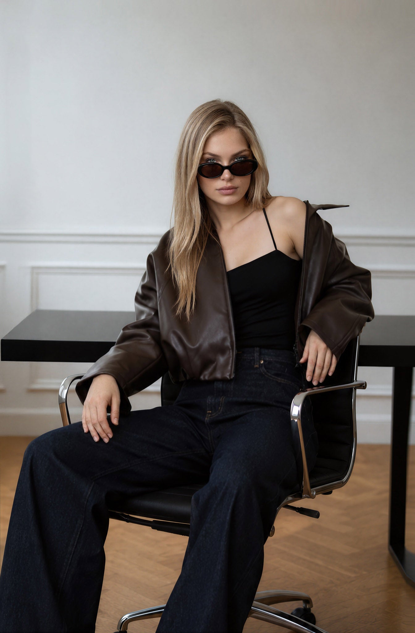 COLLARED ZIP-UP CROPPED FAUX LEATHER JACKET (PRE-ORDER)