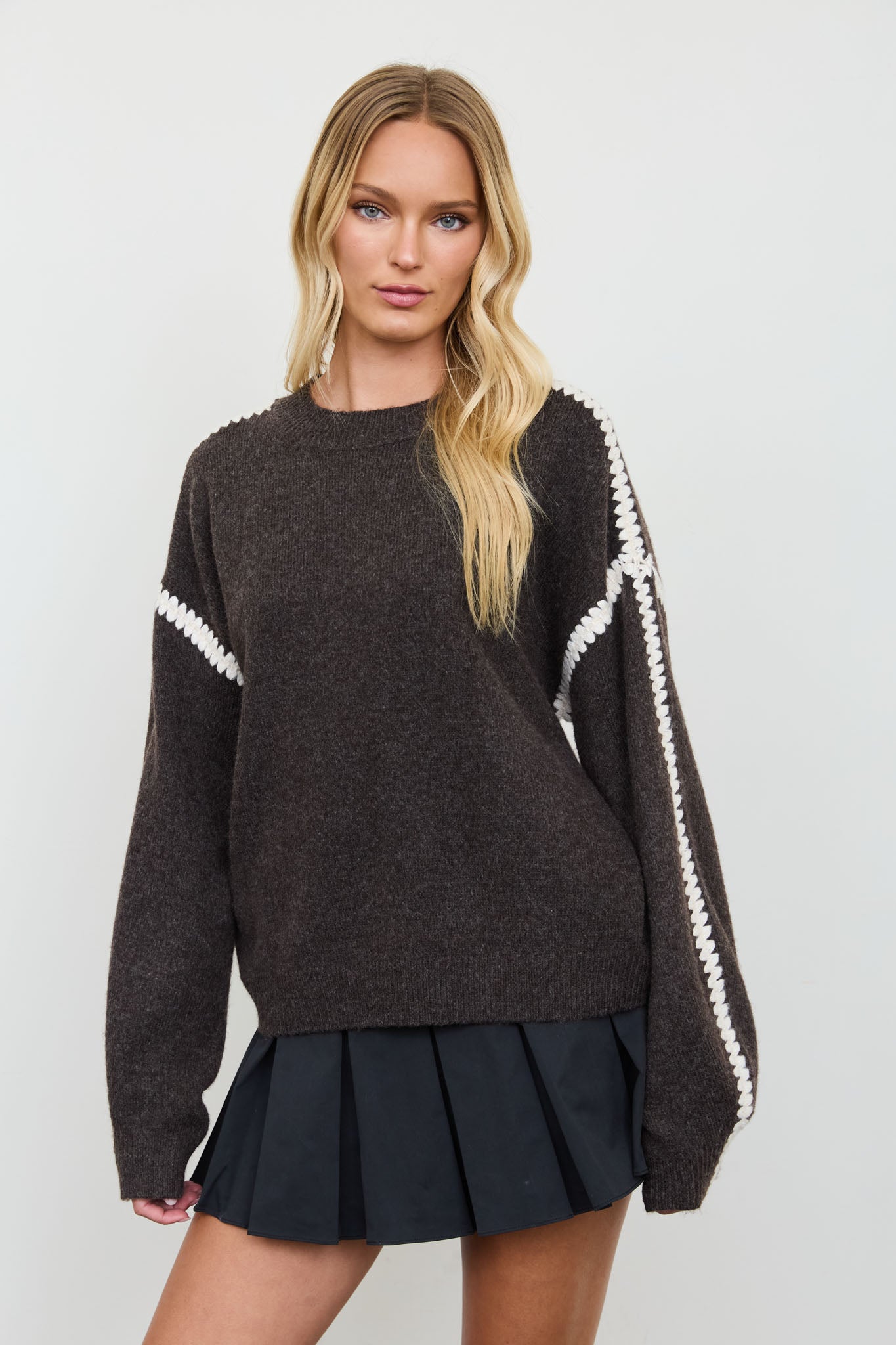 MARLED CONTRAST STITCH CREW NECK KNIT SWEATER (PRE-ORDER)