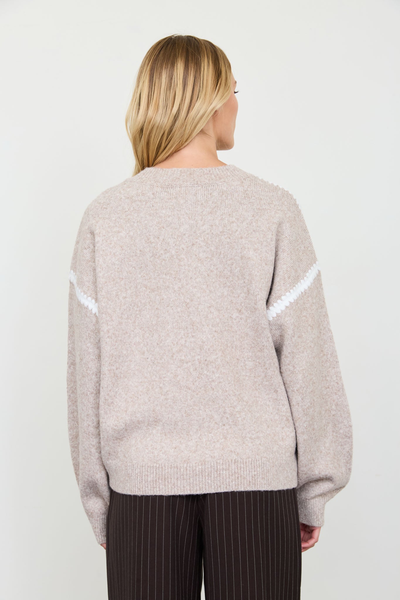 MARLED CONTRAST STITCH CREW NECK KNIT SWEATER (PRE-ORDER)