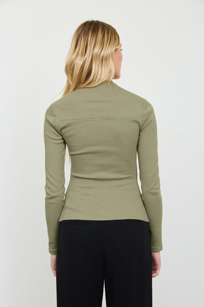 BOAT ENVELOPE NECK LONG SLEEVE KNIT TOP