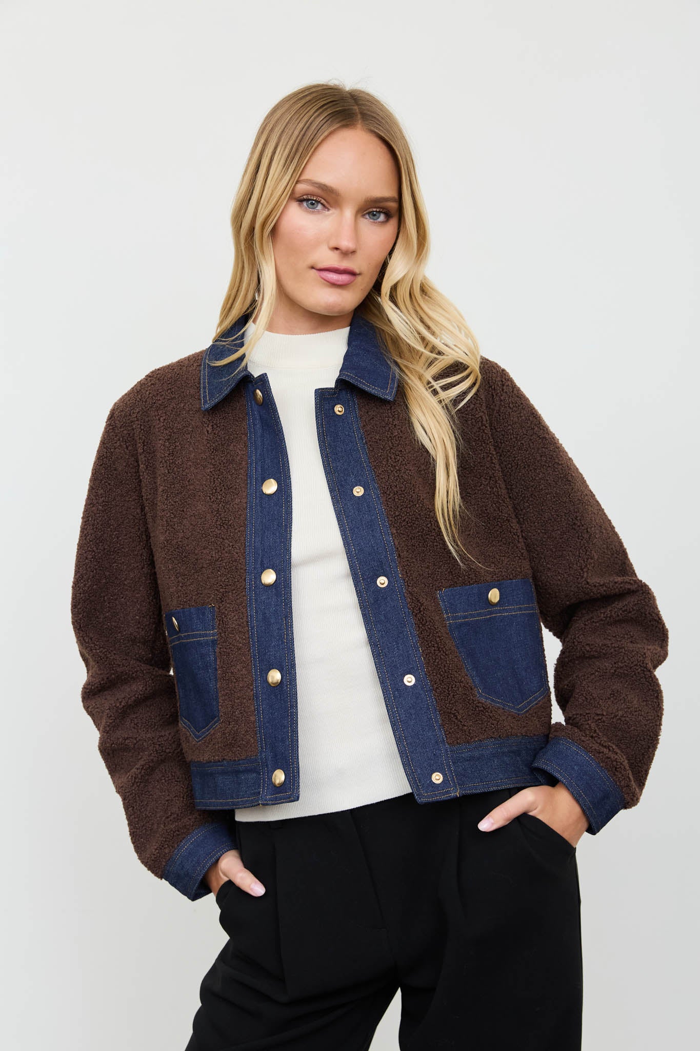 DENIM TRIM SHERPA CROPPED JACKET (PRE-ORDER)