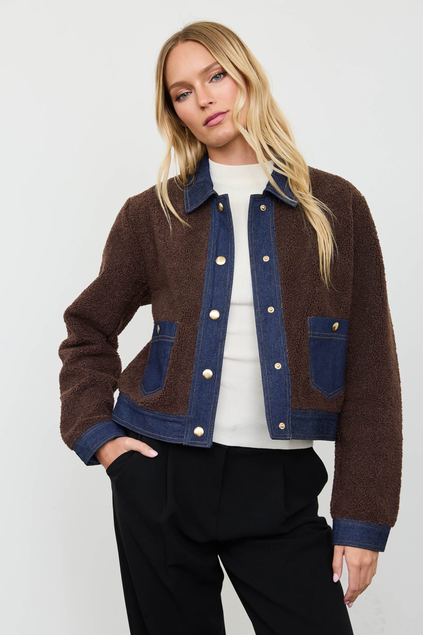 DENIM TRIM SHERPA CROPPED JACKET (PRE-ORDER)