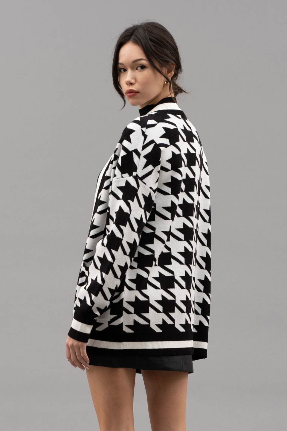 HOUNDSTOOTH KNIT CARDIGAN