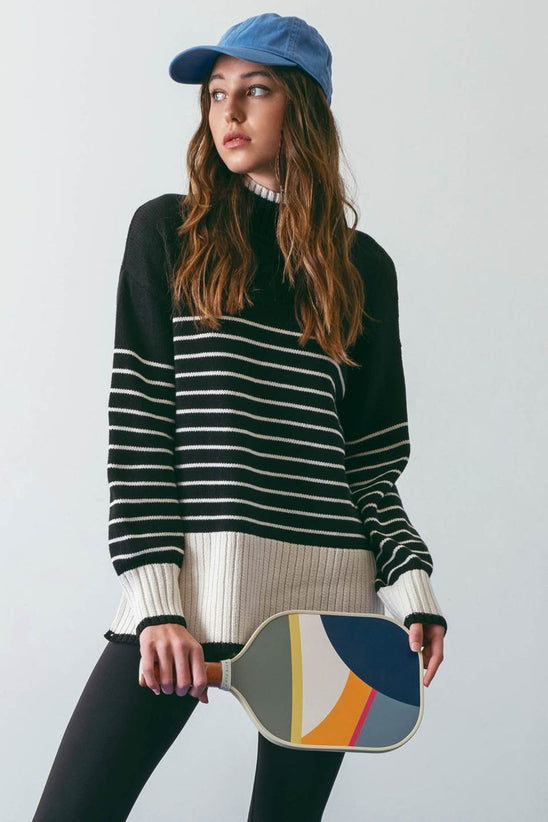 STRIPED CONTRAST RIB HEM KNIT SWEATER