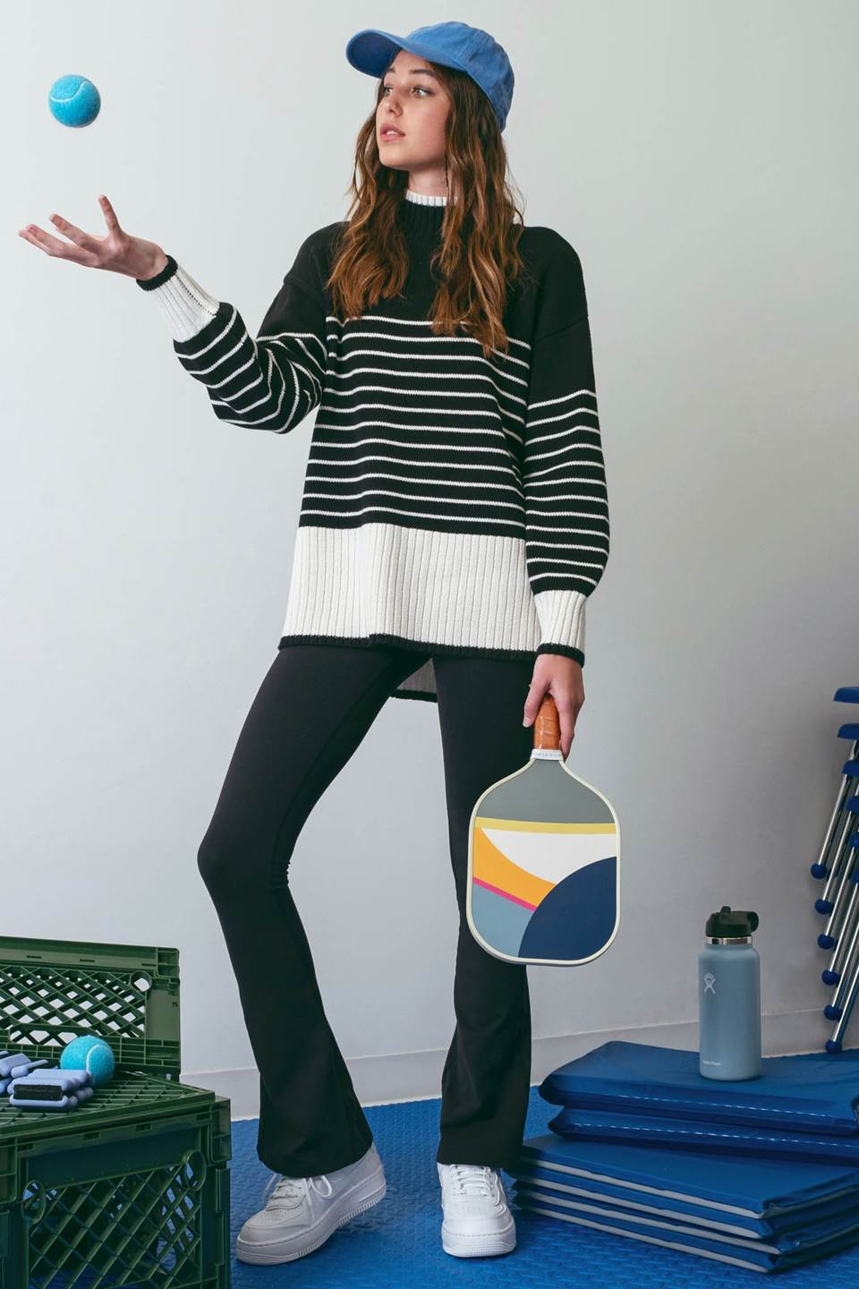 STRIPED CONTRAST RIB HEM KNIT SWEATER