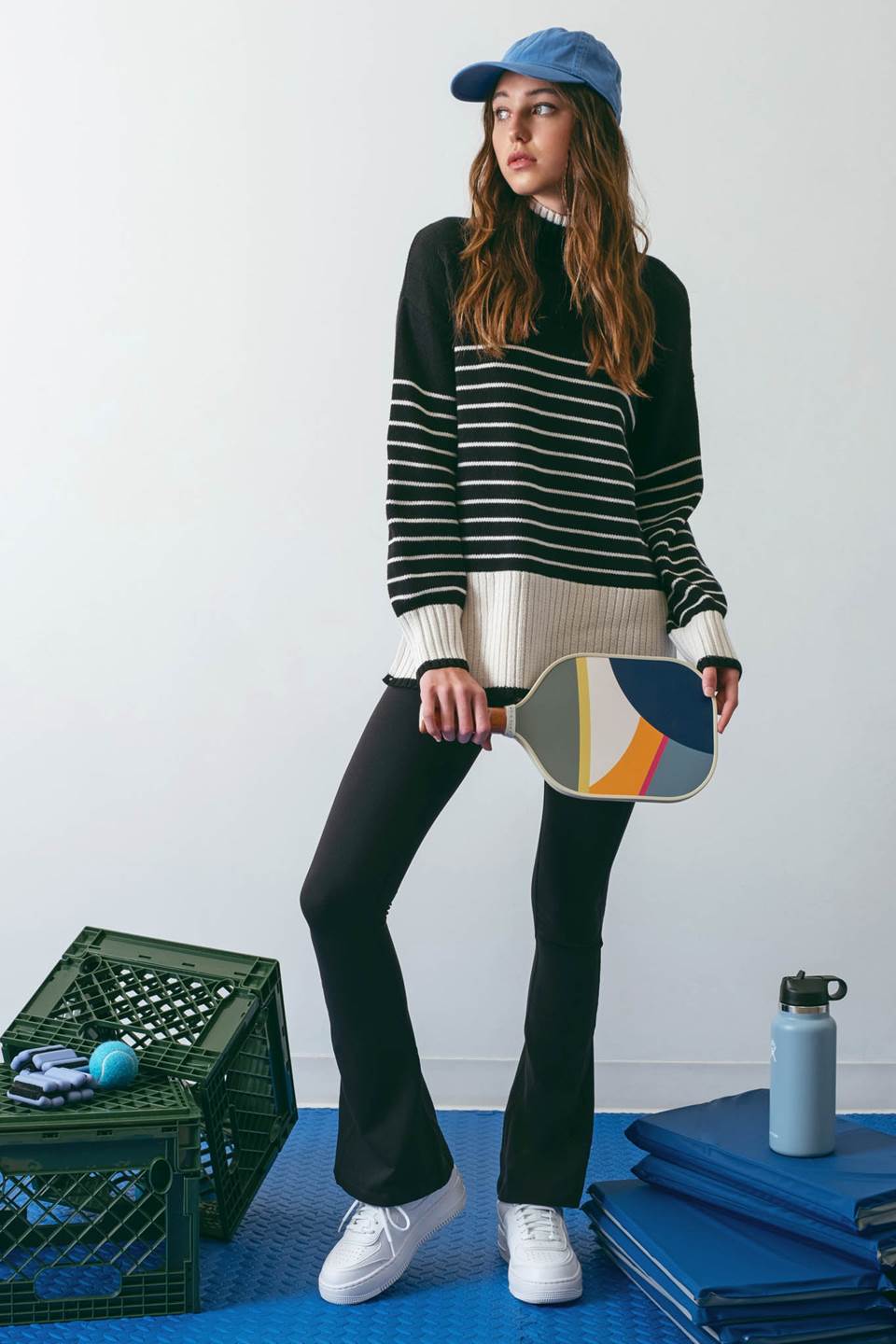 STRIPED CONTRAST RIB HEM KNIT SWEATER