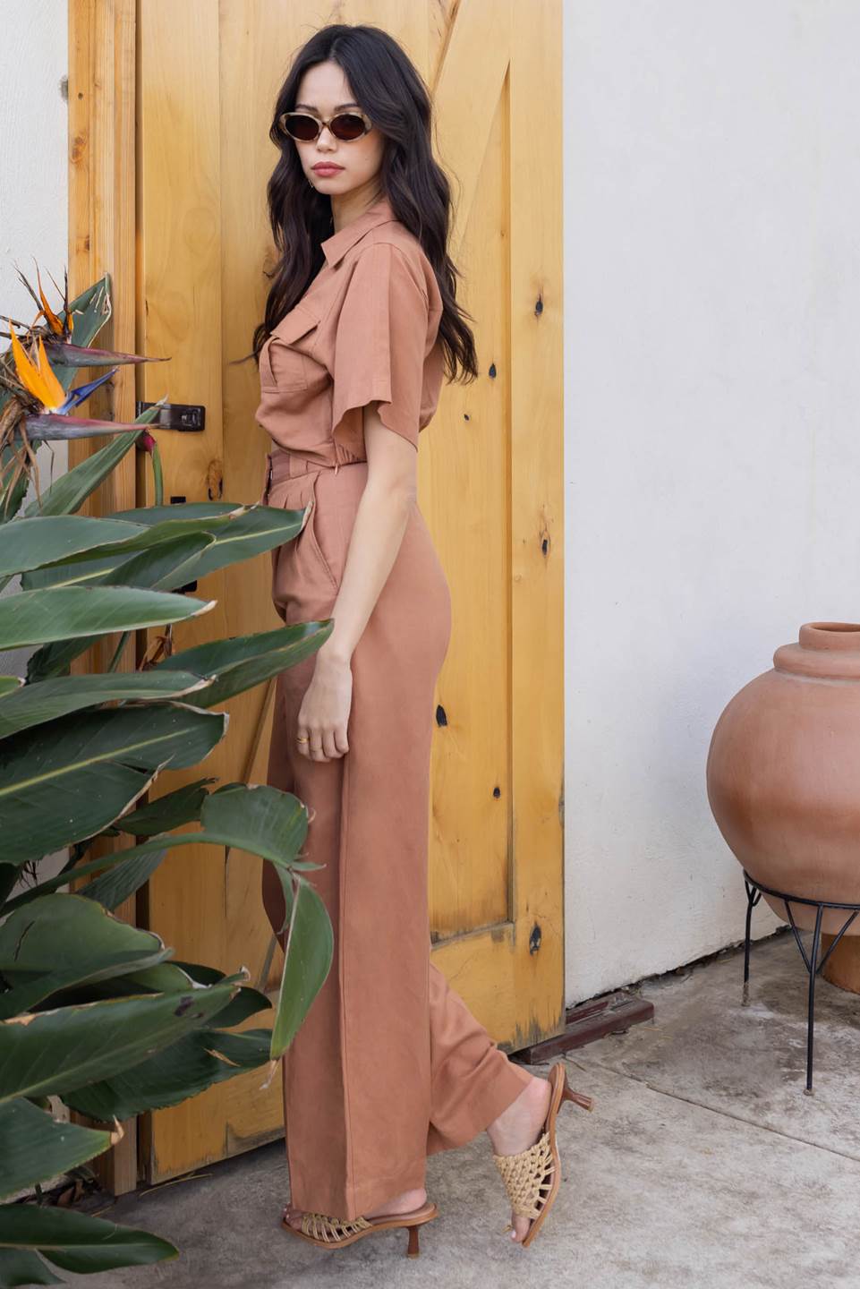 TWIST FRONT LINEN CROP TOP
