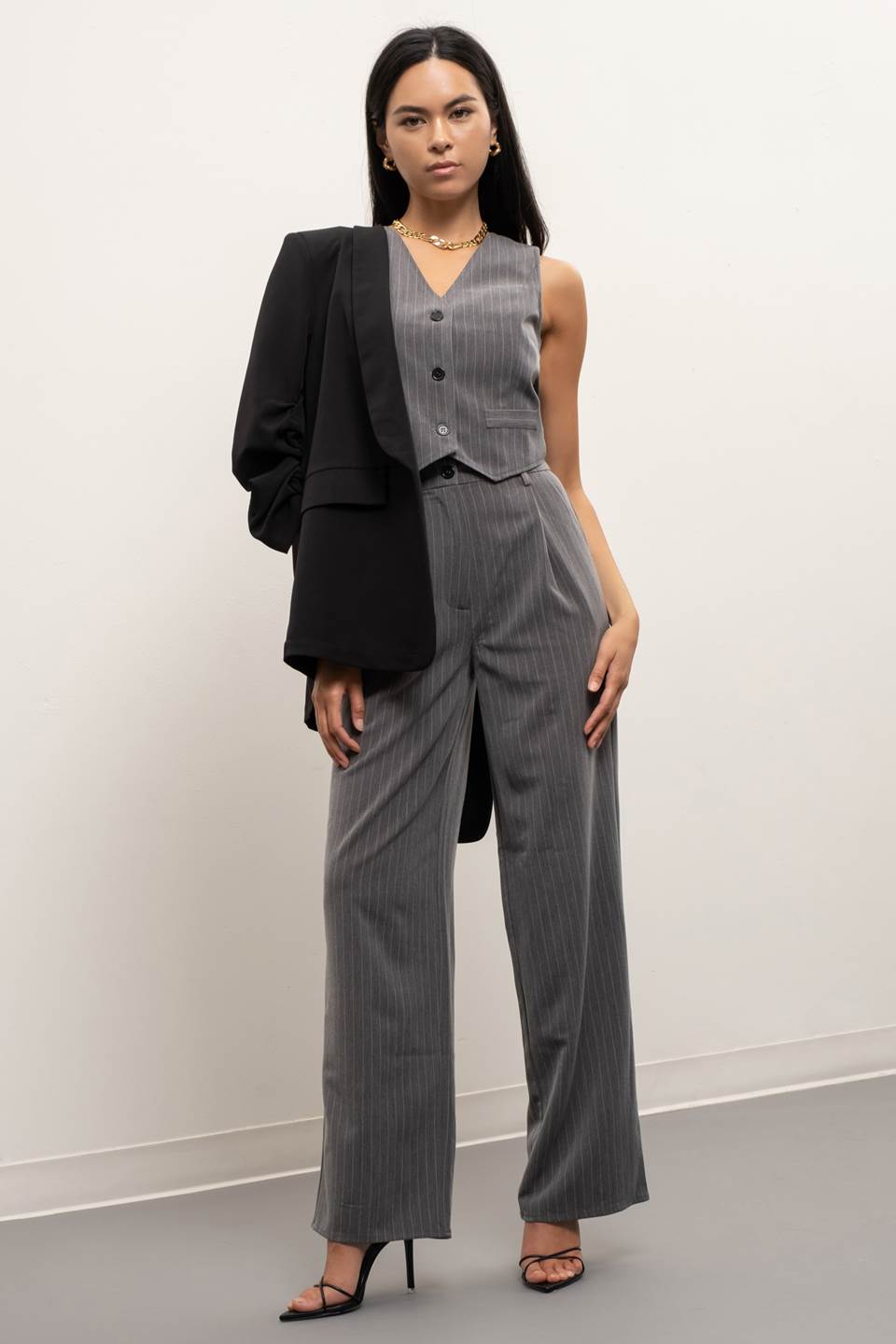 PANTALÓN PIERNA ANCHA PLIEGUES RAYAS