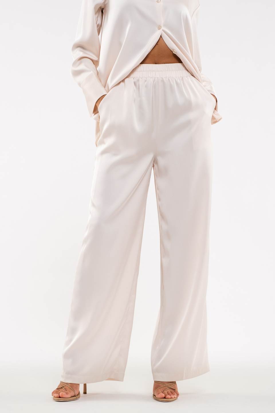SOLID SATIN WIDE LEG PANTS