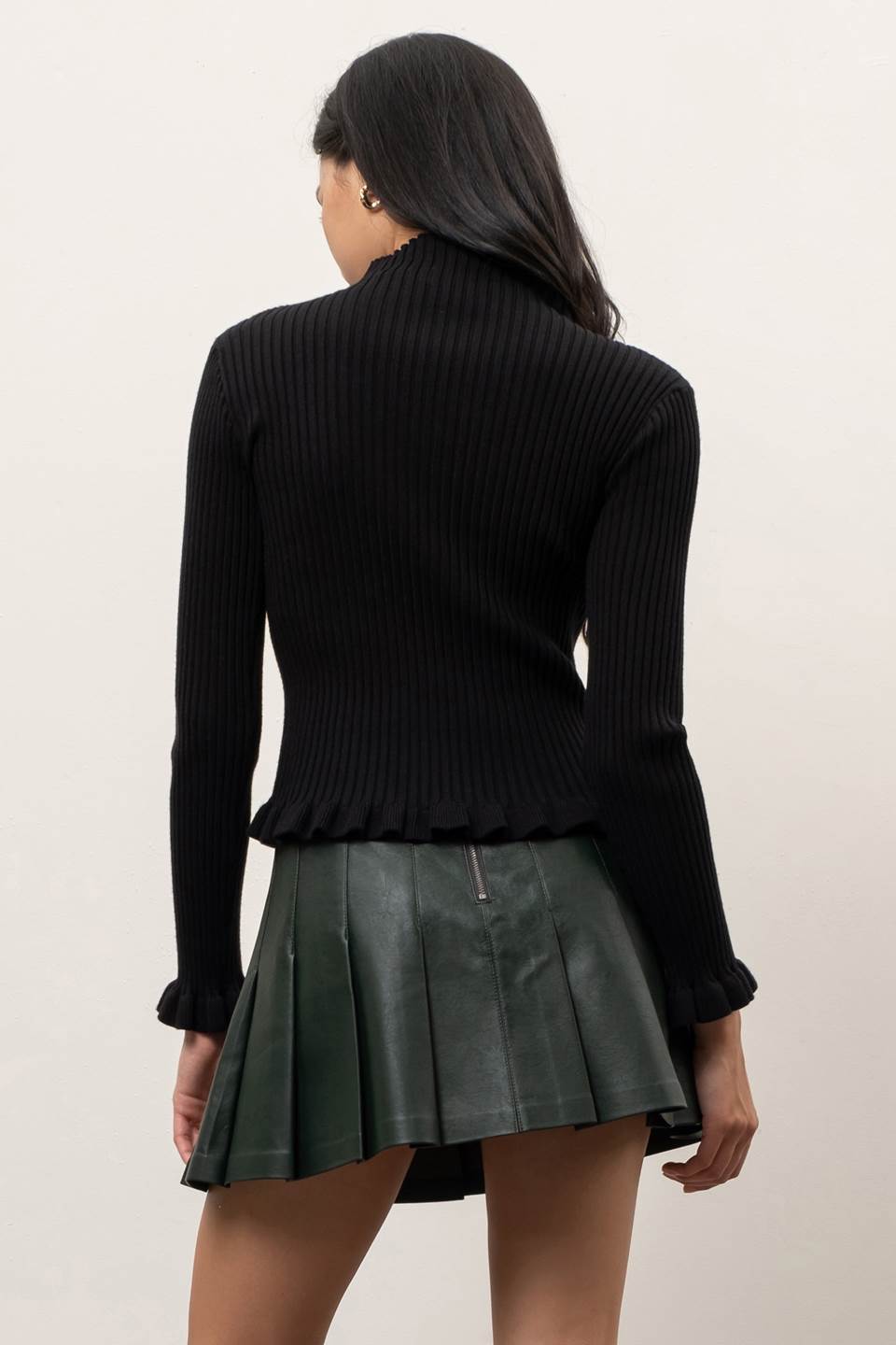 SOLID LETTUCE SLEEVE RIB KNIT SWEATER