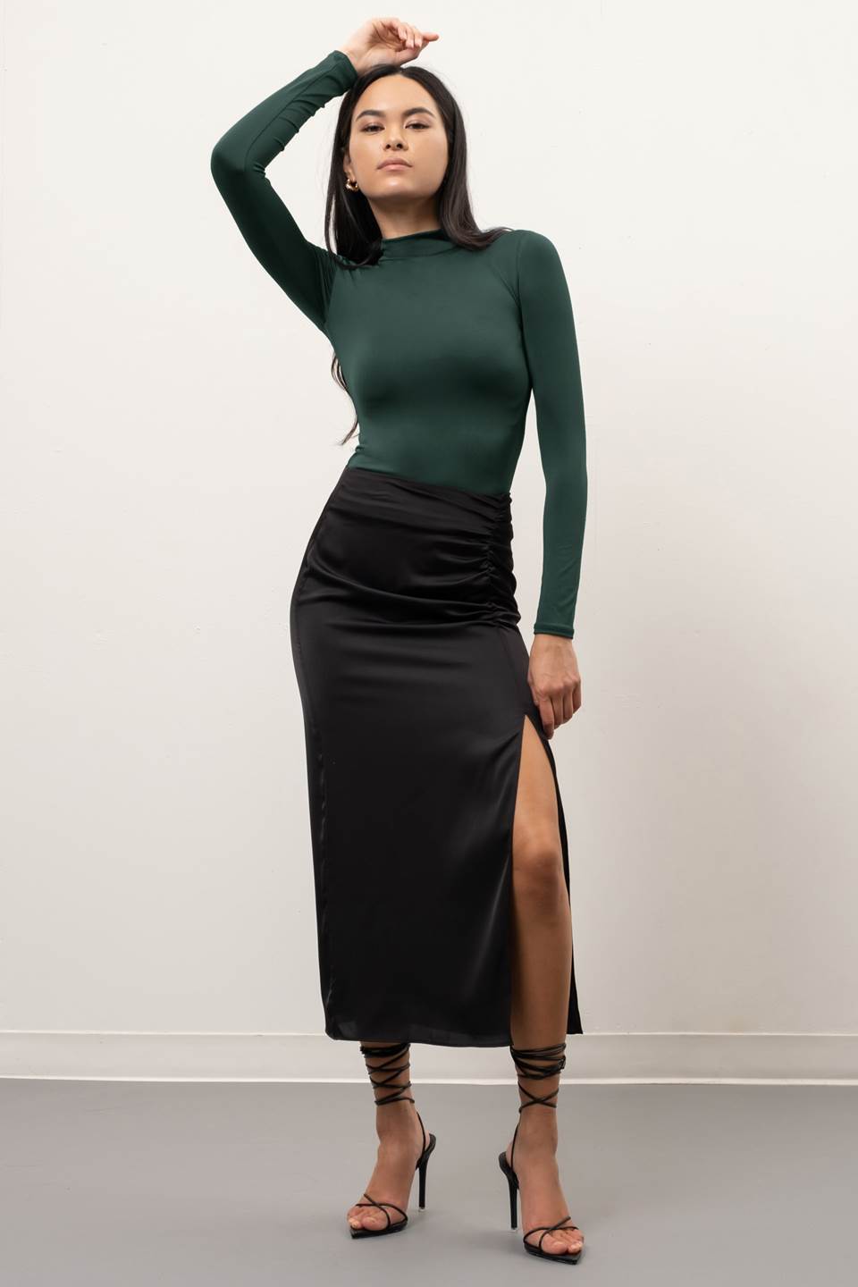 SOLID MOCK NECK LONG SLEEVE TOP